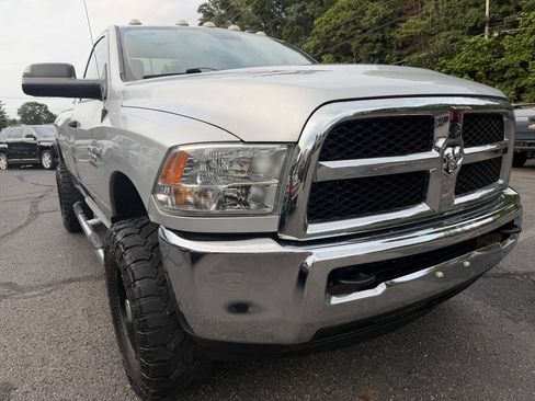 Used 2015 RAM 2500 Tradesman w/ Chrome Appearance Group AWD/4WD image 11