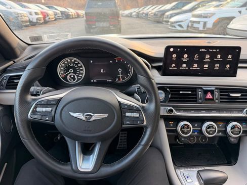 Used 2023 Genesis G70 2.0T w/ Sport Prestige Package AWD/4WD image 11