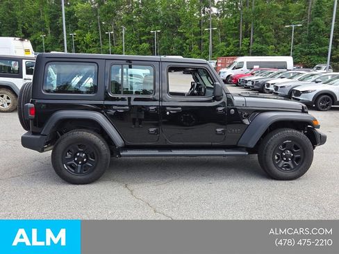 Used 2025 Jeep Wrangler Unlimited Sport AWD/4WD image 15