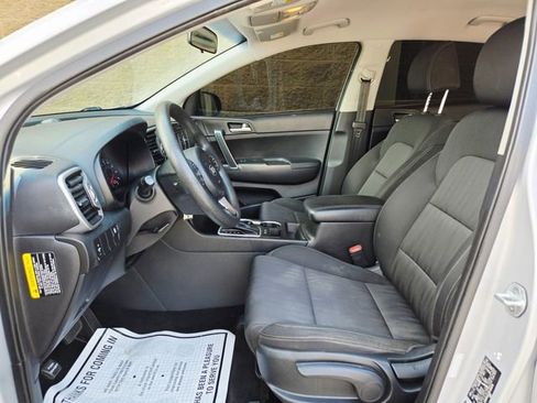 Used 2019 Kia Sportage LX image 14