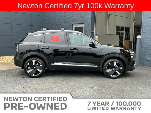 Used 2026 Nissan Kicks SR w/ Cold Weather Package AWD/4WD image 4