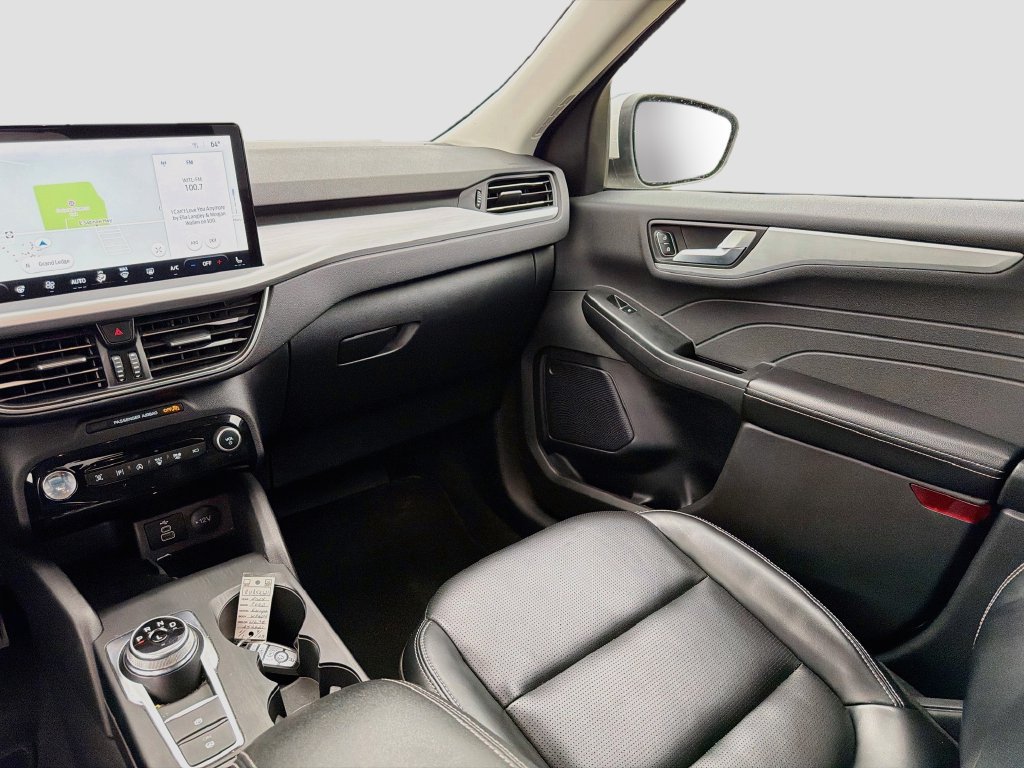 Used 2024 Ford Escape Platinum AWD/4WD image 25