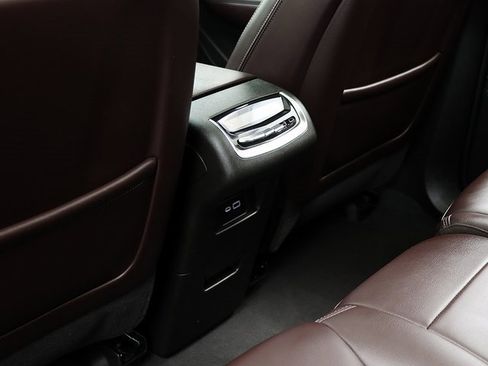 Used 2023 Cadillac XT6 Premium Luxury image 14