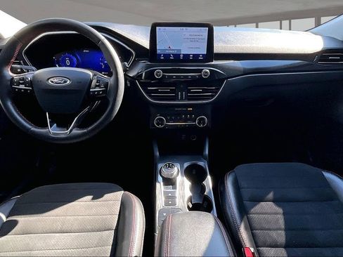 Used 2022 Ford Escape SEL w/ SEL Stealth AWD Package image 17