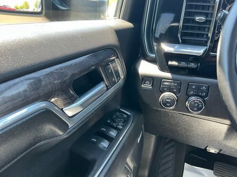 Used 2025 Chevrolet Silverado 2500 LTZ w/ Trail Boss Package AWD/4WD image 25