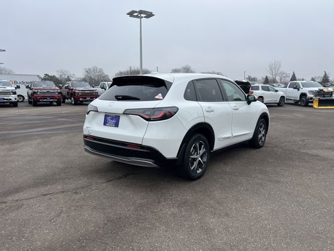 Used 2024 Honda HR-V EX-L image 7