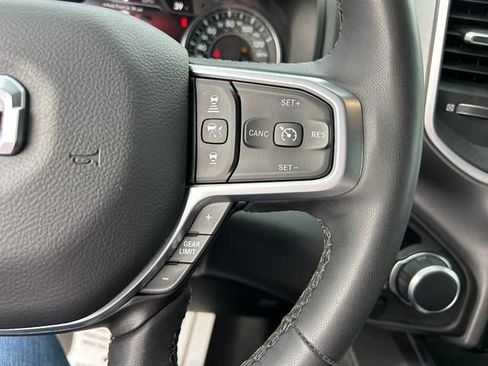 Used 2025 RAM 1500 Big Horn AWD/4WD image 21