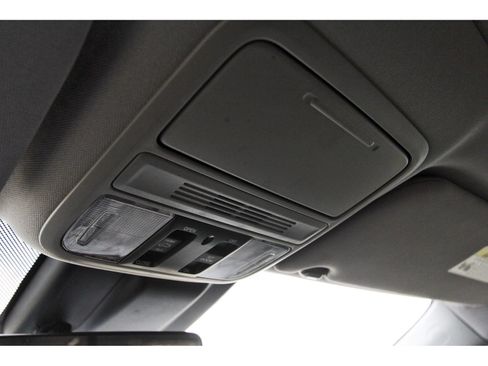 Used 2018 Honda Odyssey EX-L image 28