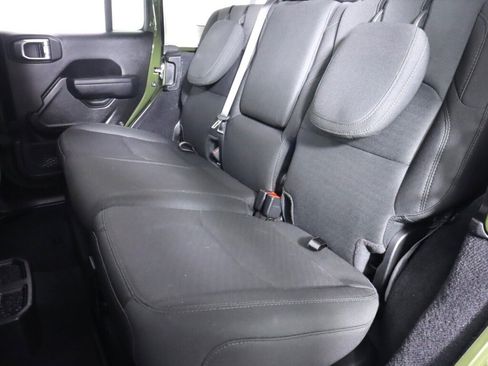 Used 2023 Jeep Wrangler Unlimited AWD/4WD image 30