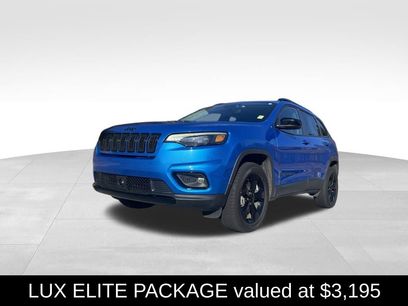 Used 2023 Jeep Cherokee Altitude Lux w/ Lux Elite Package