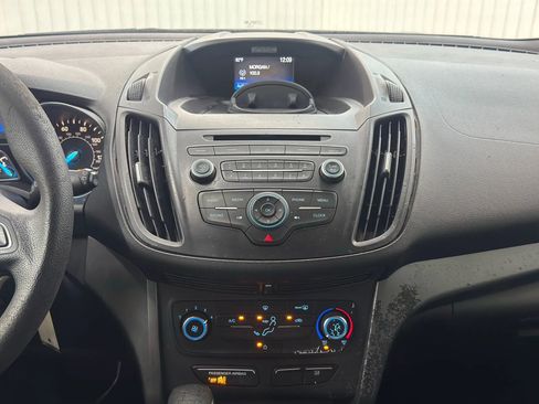 Used 2017 Ford Escape S image 17