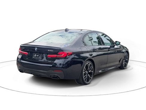 Used 2023 BMW 540i xDrive w/ Executive Package AWD/4WD image 4