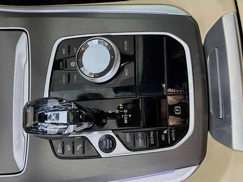 Used 2022 BMW X5 xDrive40i w/ Executive Package image 20