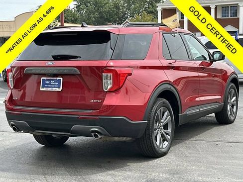 Certified 2024 Ford Explorer XLT w/ Equipment Group 202A AWD/4WD image 3