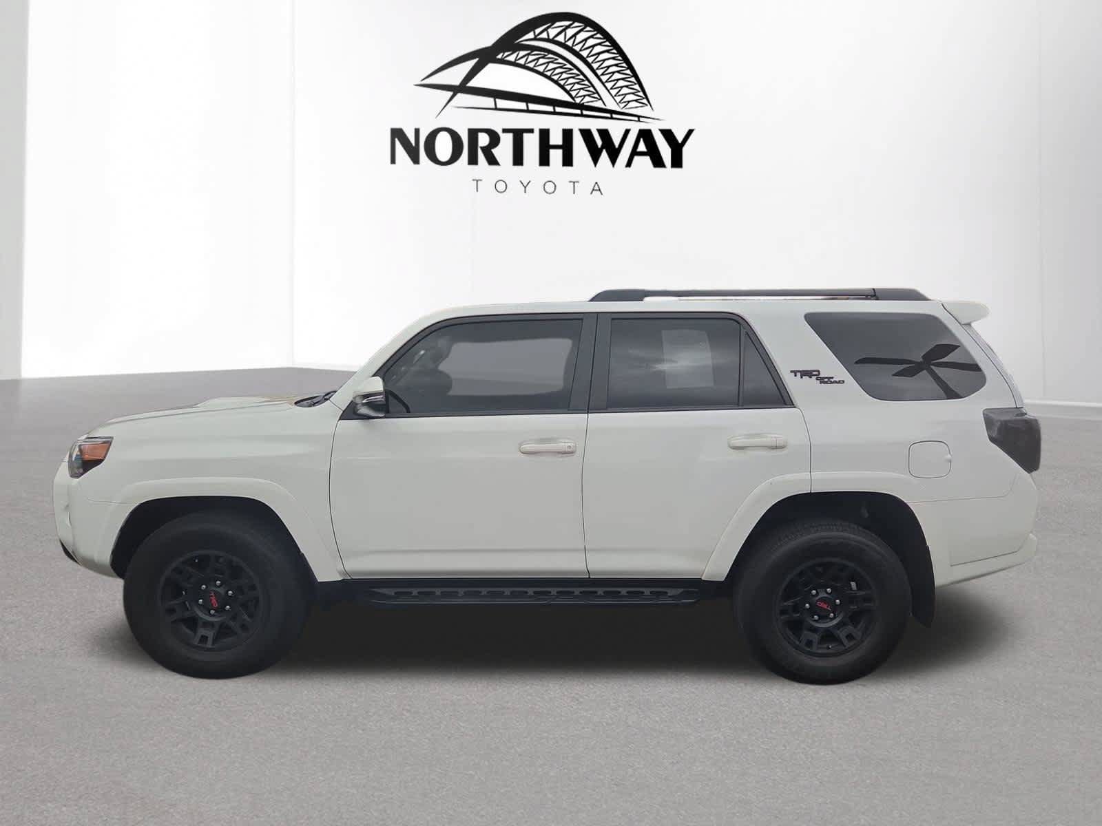 Used 2024 Toyota 4Runner TRD Off-Road Premium w/ Moonroof Package AWD/4WD image 6