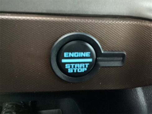 Used 2022 Ford Bronco Outer Banks image 19