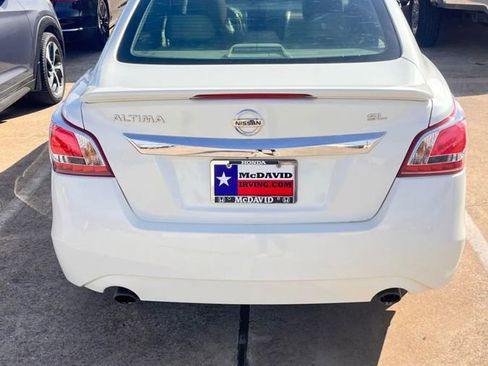Used 2013 Nissan Altima 2.5 SL w/ Technology Pkg image 3