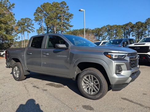 New 2025 Chevrolet Colorado LT w/ LT Convenience Package image 2