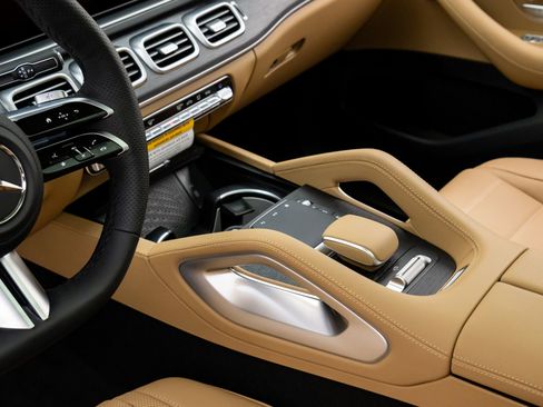 New 2026 Mercedes-Benz GLS 450 4MATIC image 13