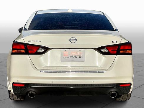 Used 2020 Nissan Altima 2.5 SR FWD image 5