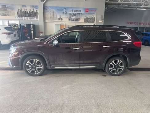 Used 2023 Subaru Ascent Touring image 4