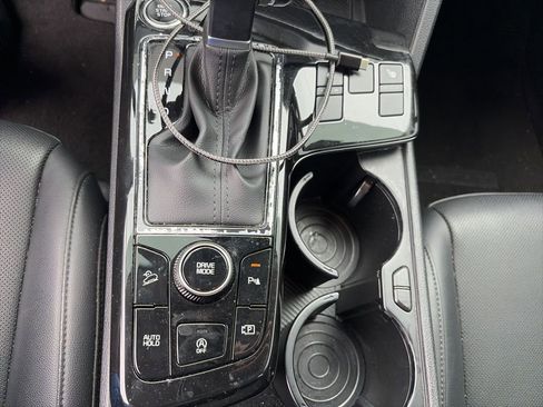 Used 2024 Kia Sportage EX FWD image 13