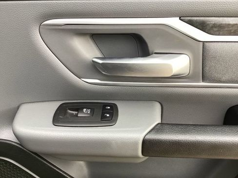 Used 2020 RAM 1500 Big Horn AWD/4WD image 21