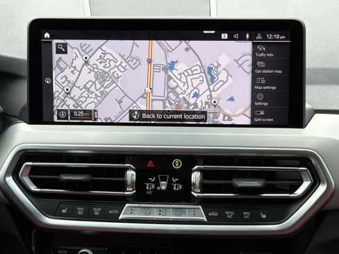 Certified 2025 BMW X4 xDrive30i AWD/4WD image 4