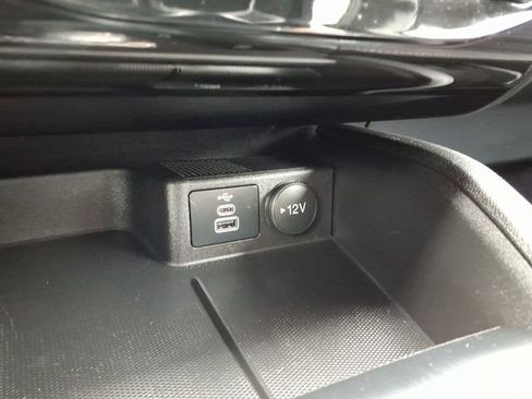 Certified 2024 Ford Escape SE FWD image 19