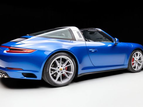 Used 2017 Porsche 911 Targa 4S image 32