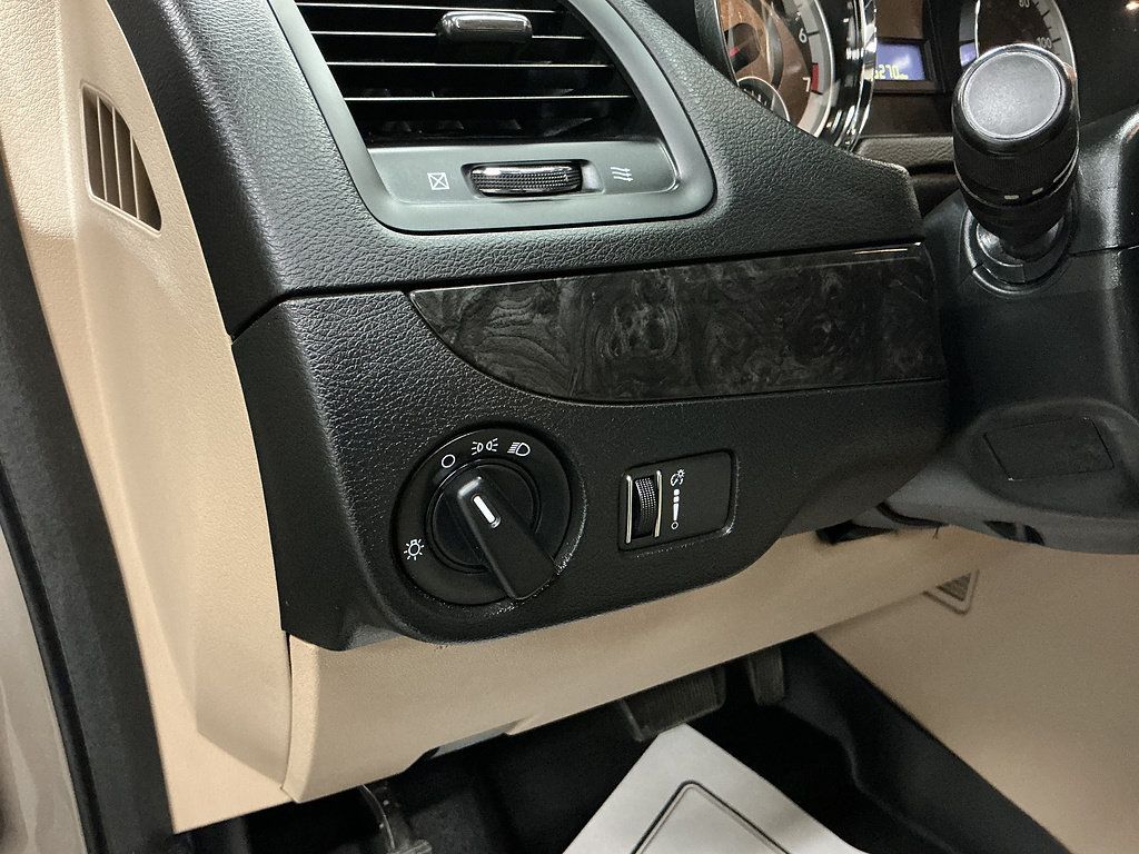 Used 2014 Dodge Grand Caravan SE w/ Quick Order Package 29E SE FWD image 11