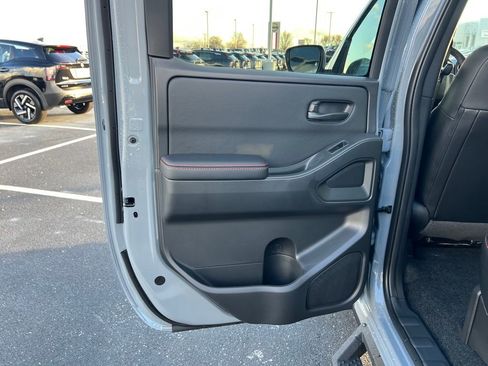 New 2026 Nissan Frontier PRO-4X image 15