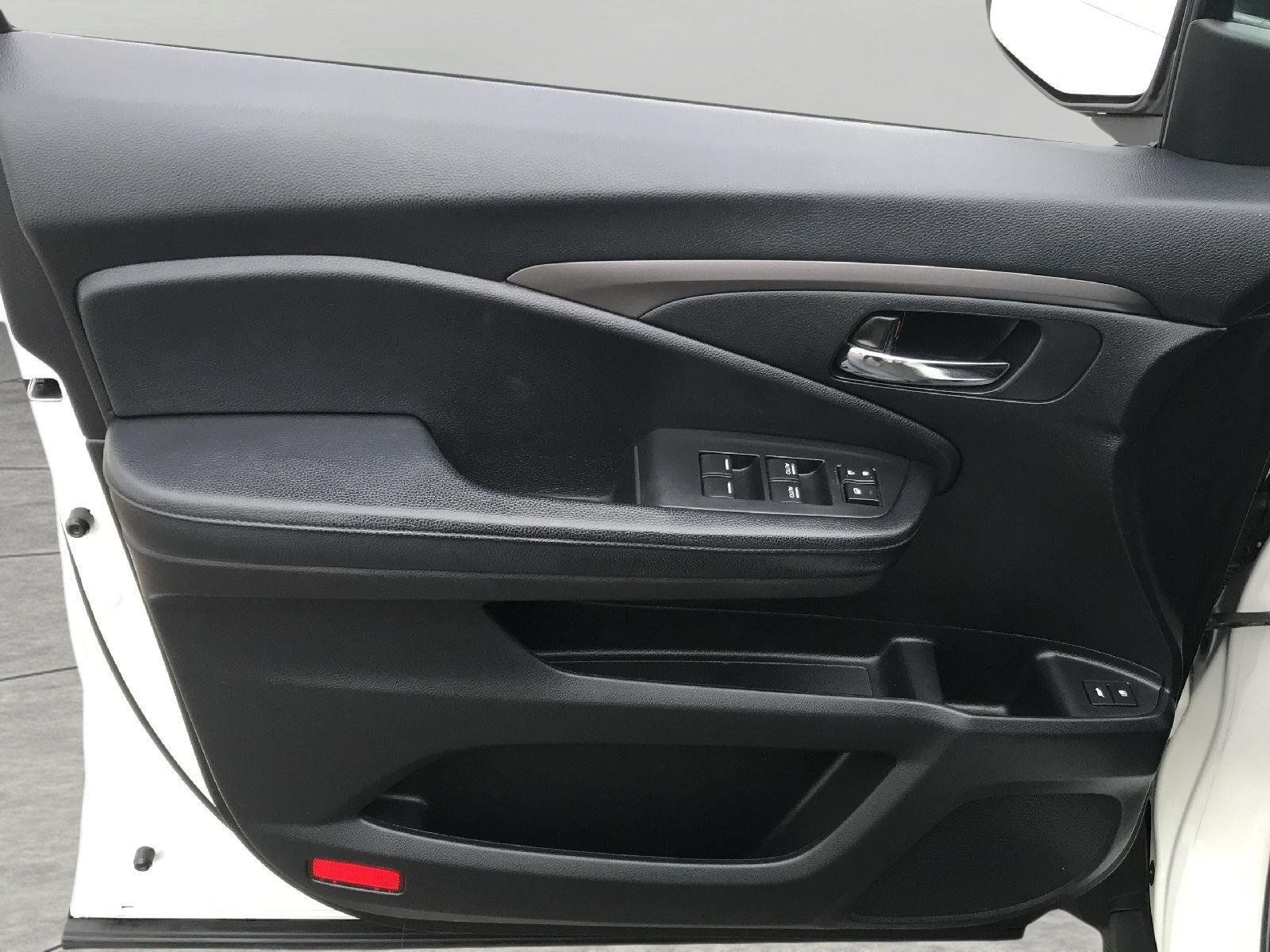 Used 2018 Honda Pilot EX-L image 28