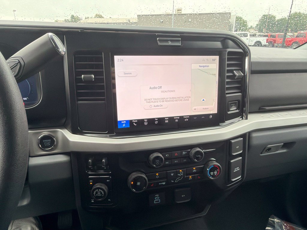 New 2026 Ford F250 XLT w/ XLT Premium Package AWD/4WD image 17