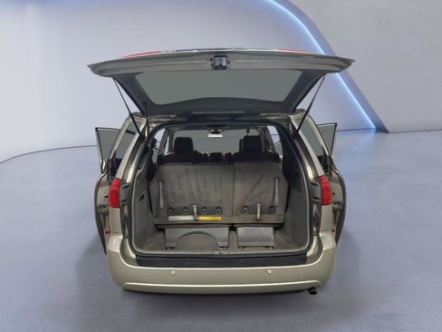 Used 2008 Toyota Sienna XLE Limited image 11