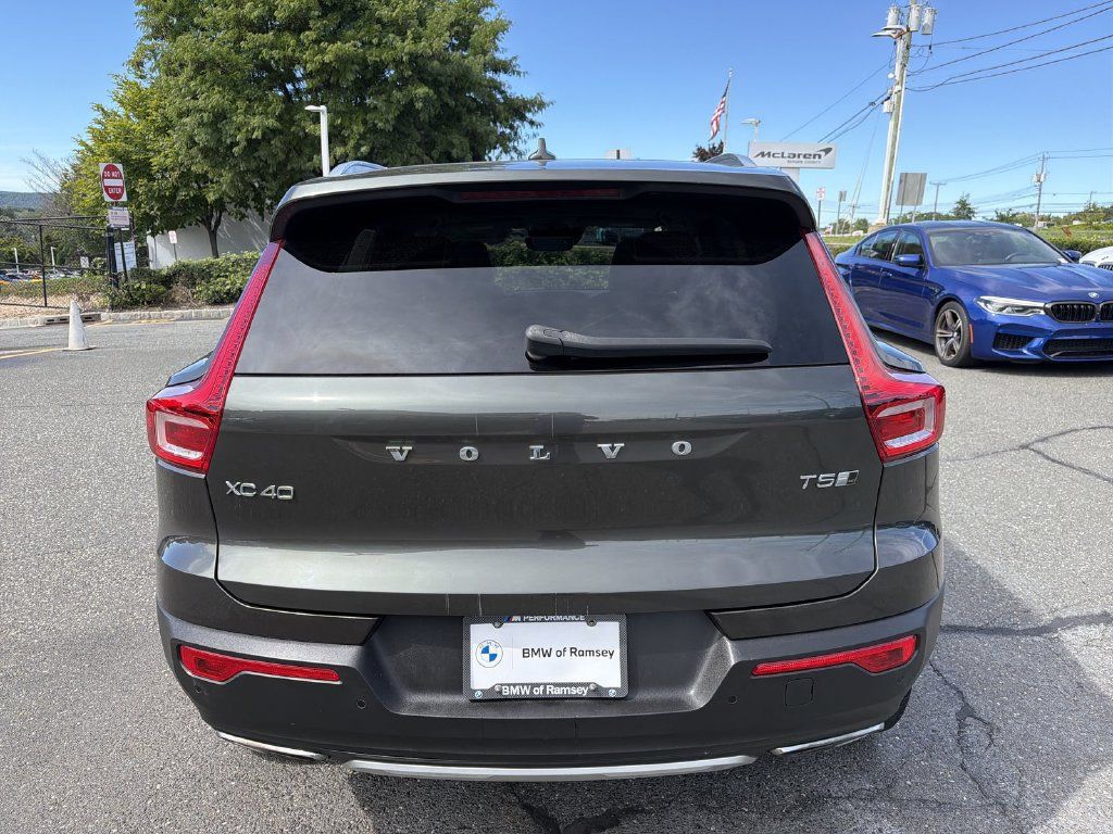 Used 2019 Volvo XC40 T5 Inscription AWD/4WD image 13