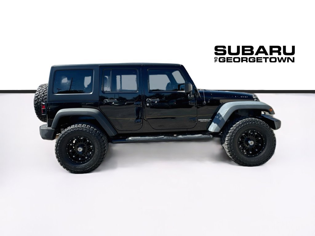 Used 2014 Jeep Wrangler Unlimited Rubicon w/ Connectivity Group AWD/4WD image 8