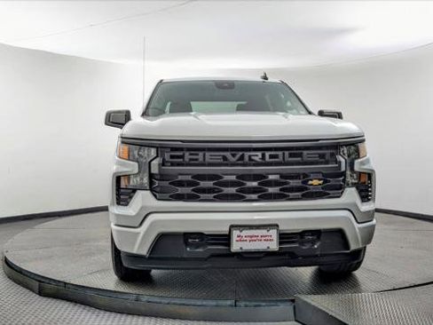 Used 2022 Chevrolet Silverado 1500 Custom RWD image 12