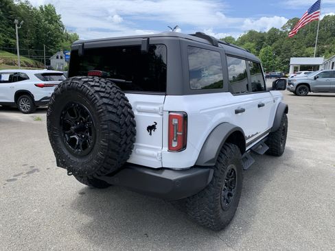 Used 2023 Ford Bronco Wildtrak AWD/4WD image 3