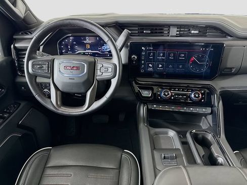 Used 2024 GMC Sierra 2500 AT4X AWD/4WD image 23