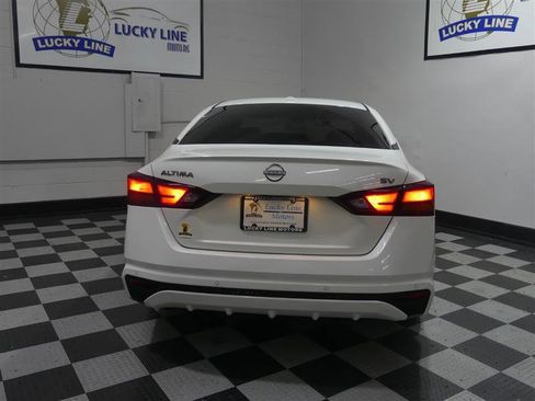 Used 2023 Nissan Altima 2.5 SV image 8