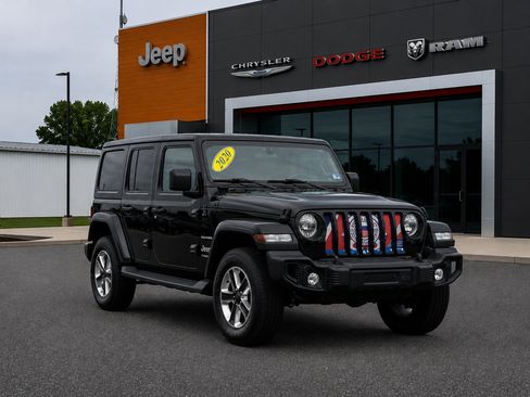 Used 2020 Jeep Wrangler Unlimited Sahara AWD/4WD image 1