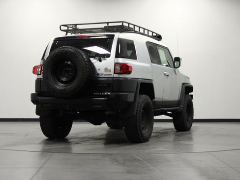 Used 2007 Toyota FJ Cruiser 4WD image 4
