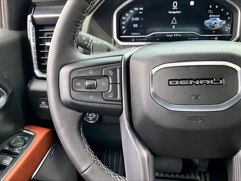 Used 2023 GMC Sierra 1500 Denali Ultimate AWD/4WD image 24