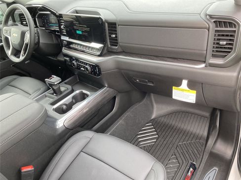 New 2026 Chevrolet Silverado 1500 LTZ image 16