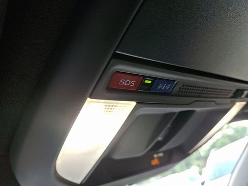 Certified 2025 Subaru Forester Limited image 22