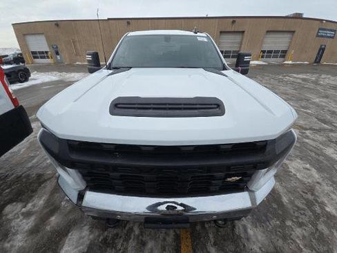 Used 2023 Chevrolet Silverado 2500 W/T w/ WT Convenience Package image 19