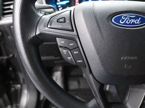 Used 2019 Ford Edge SE image 7