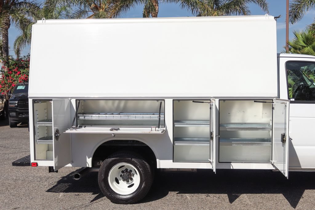 Used 2024 Ford E-350 and Econoline 350 Super Duty w/ Power Windows & Locks Group RWD image 12
