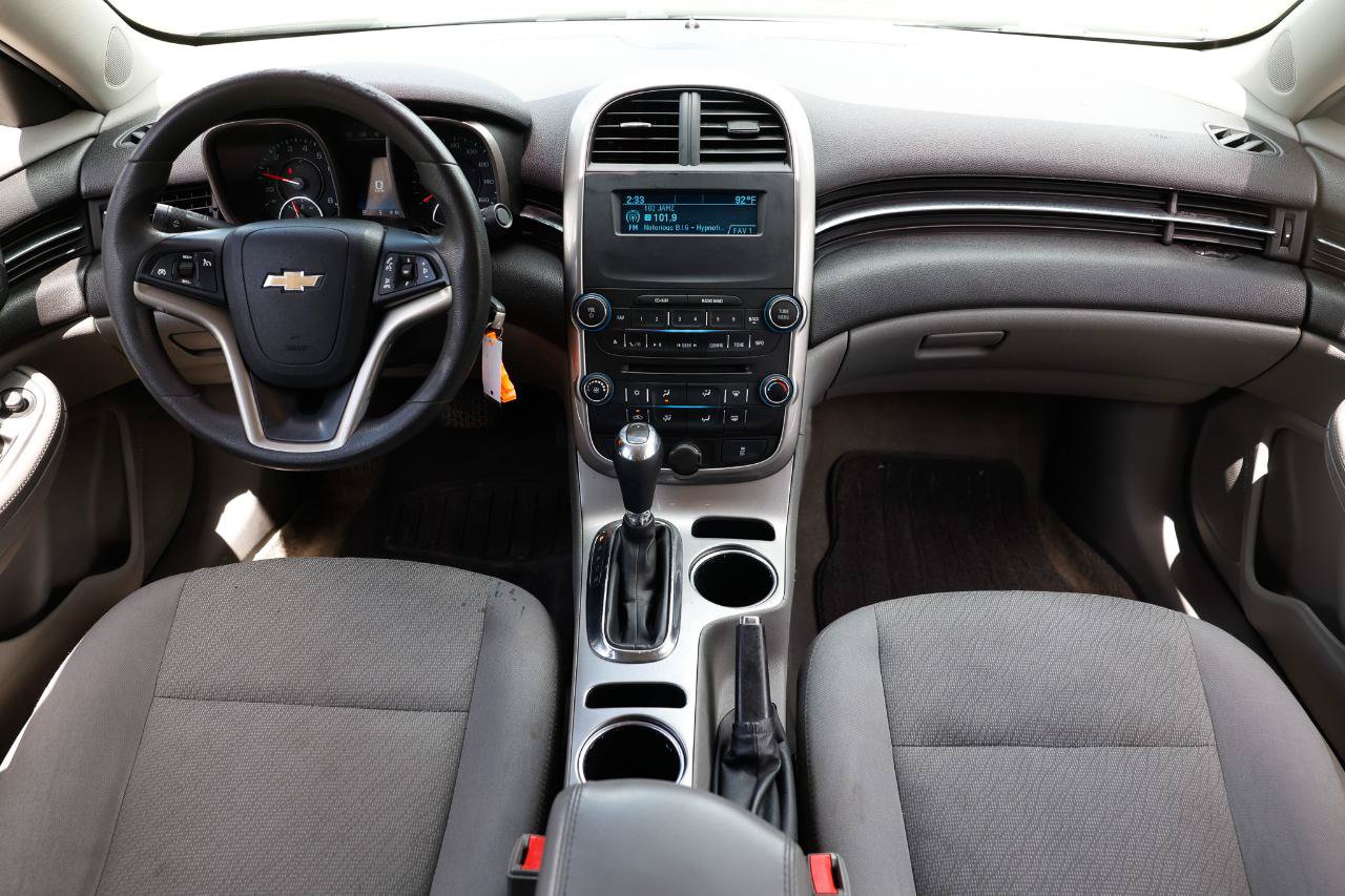Used 2015 Chevrolet Malibu LS FWD image 2